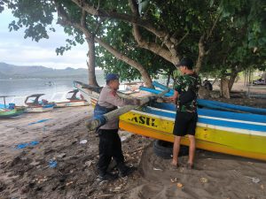 IMG-20250818-WA0016-300x225 Personel Satpolairud Resta Banyuwangi Giat Patroli Serta Mencegah Terjadinya Pelanggaran Hukum Di Wilayah Polresta Banyuwangi