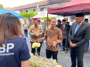 IMG-20250819-WA0016-300x225 Wali Kota Surakarta Apresiasi Karya Kreatif Warga Binaan Rutan, Siap Fasilitasi ke Sentra UMKM