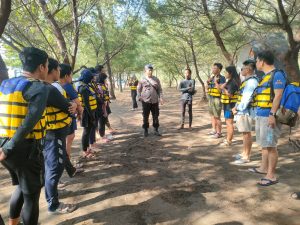 IMG-20250921-WA0005-300x225 Satpolairud Giat Patroli Serta Pemantauan Langsung Ini Pesan Aiptu | Gede Eka
